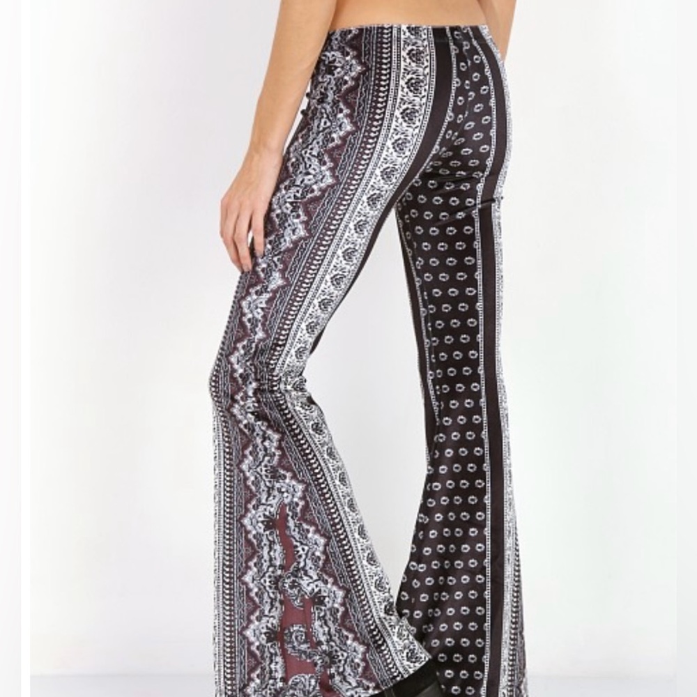 Novella Royale Velvet Janis Bells - 
Dark  Berry | size large - Picture 13 of 15